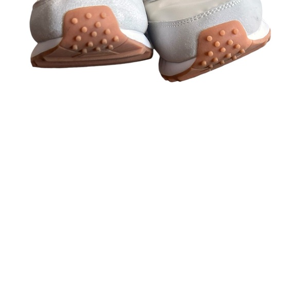 Reebok - Picture 6 of 7